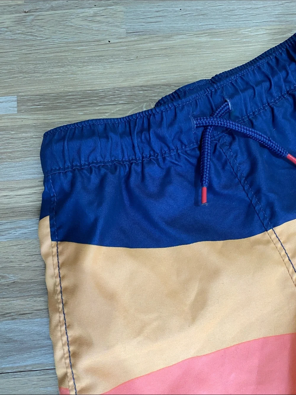 OLD NAVY swim trunks size toddler boy 4T